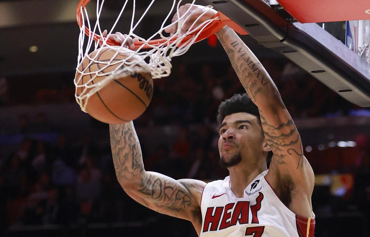 开云综合app登录入口-篮网队防守崩盘，惨遭对手狂轰猛炸，规定发布过程来源.